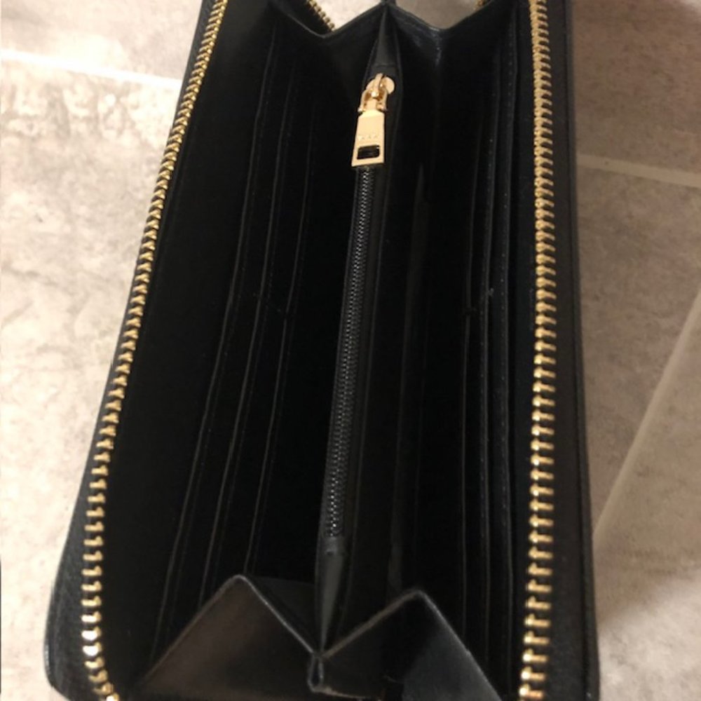 EUC bebe Zip Around Wallet - Picture 7 of 10